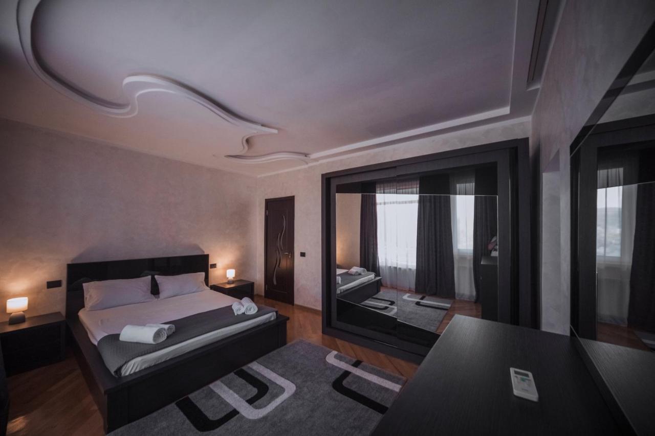 Makos Guest House Kutaisi Exterior photo